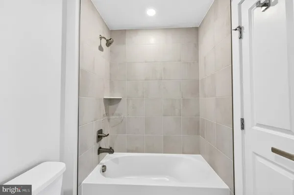 $5,000 | 3758 Mayors Way, Fairfax, VA 22030