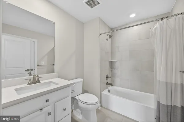 $5,000 | 3758 Mayors Way, Fairfax, VA 22030