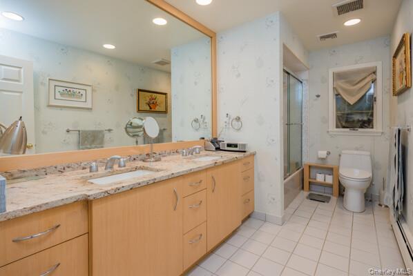 19 West Gate Road Suffern, NY 10901 - Photo 34 of 42 Second floor bathroom