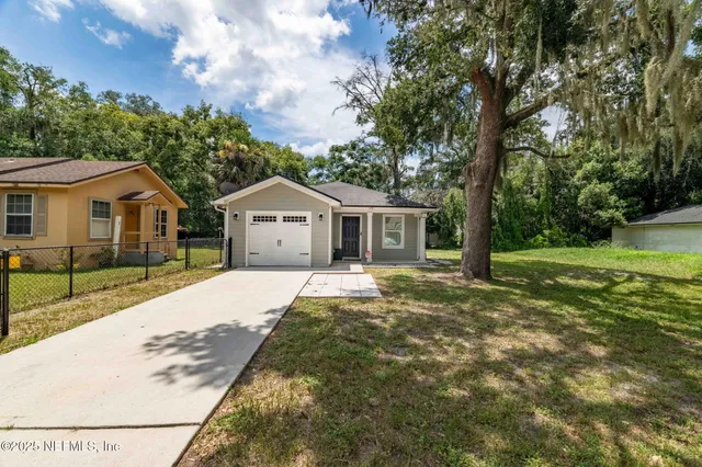 a picture of a bench in front of door