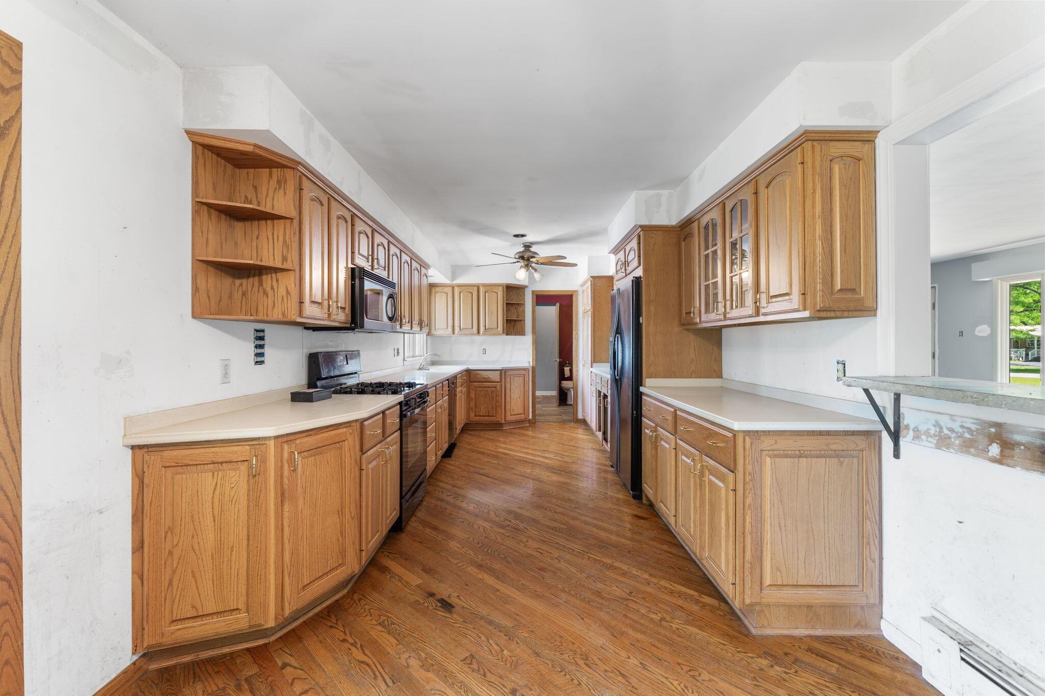 1282 Lawndale Road Marion, OH 43302 - Photo 12 of 51 1282 Lawndale Rd (Interior)-5