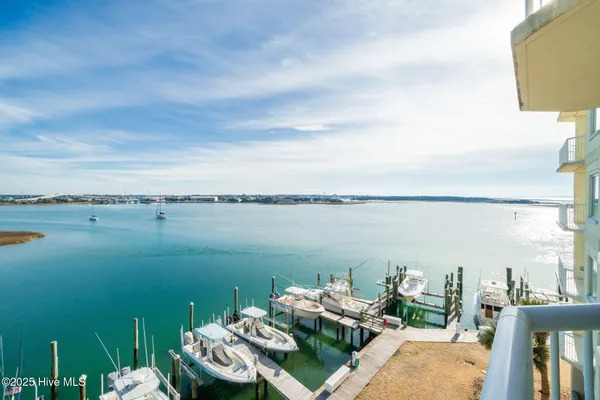 $699,000 | 100 Olde Towne Yacht Club Drive, Unit 411, Beaufort, NC 28516
