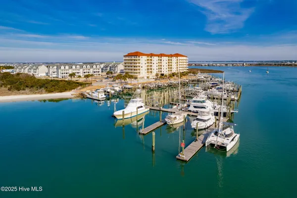 $699,000 | 100 Olde Towne Yacht Club Drive, Unit 411, Beaufort, NC 28516