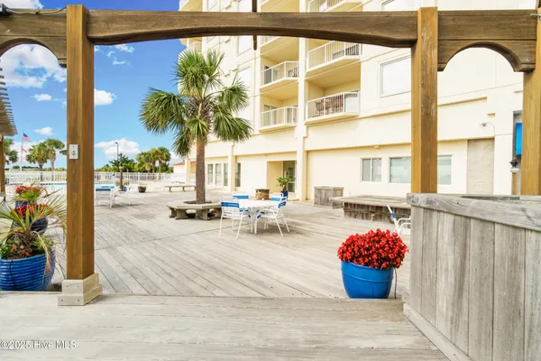 $699,000 | 100 Olde Towne Yacht Club Drive, Unit 411, Beaufort, NC 28516