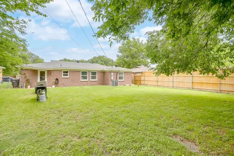 $318,500 | 5517 Volder Drive, Fort Worth, TX 76114