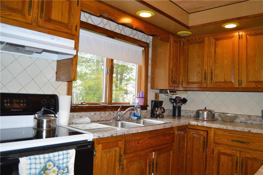 86 Maquoit Road Brunswick, ME 04011 - Photo 5 of 26 Photo