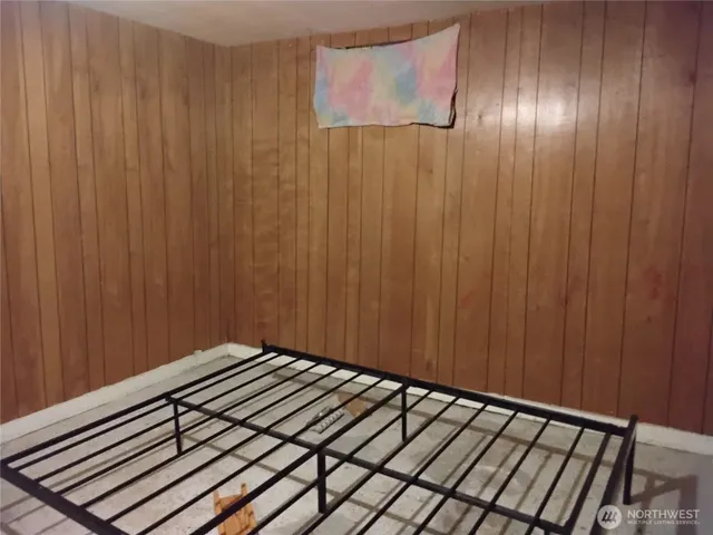 a view of a hallway with closet