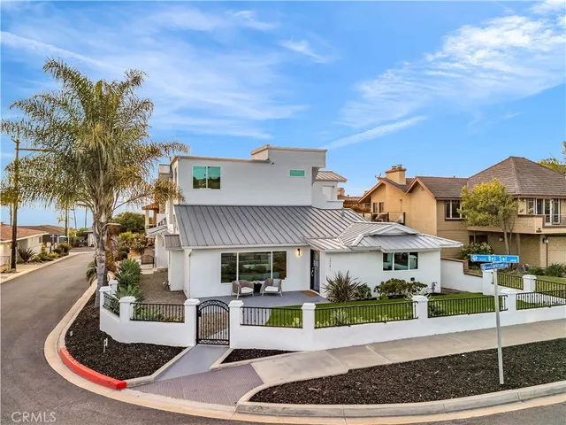 $3,900,000 | 34781 Camino Capistrano, Dana Point, CA 92624