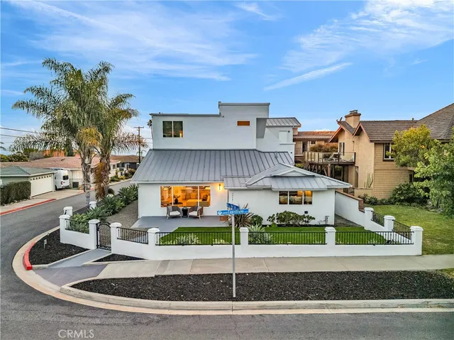 $3,900,000 | 34781 Camino Capistrano, Dana Point, CA 92624