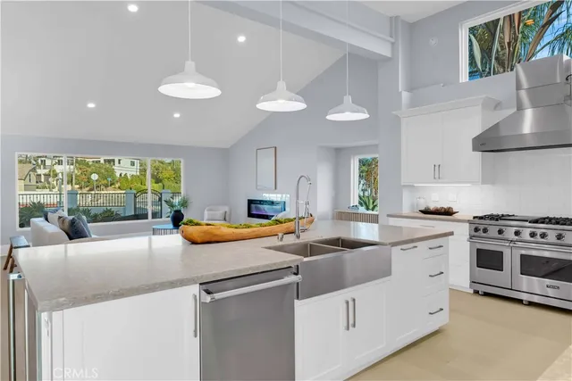 $3,900,000 | 34781 Camino Capistrano, Dana Point, CA 92624