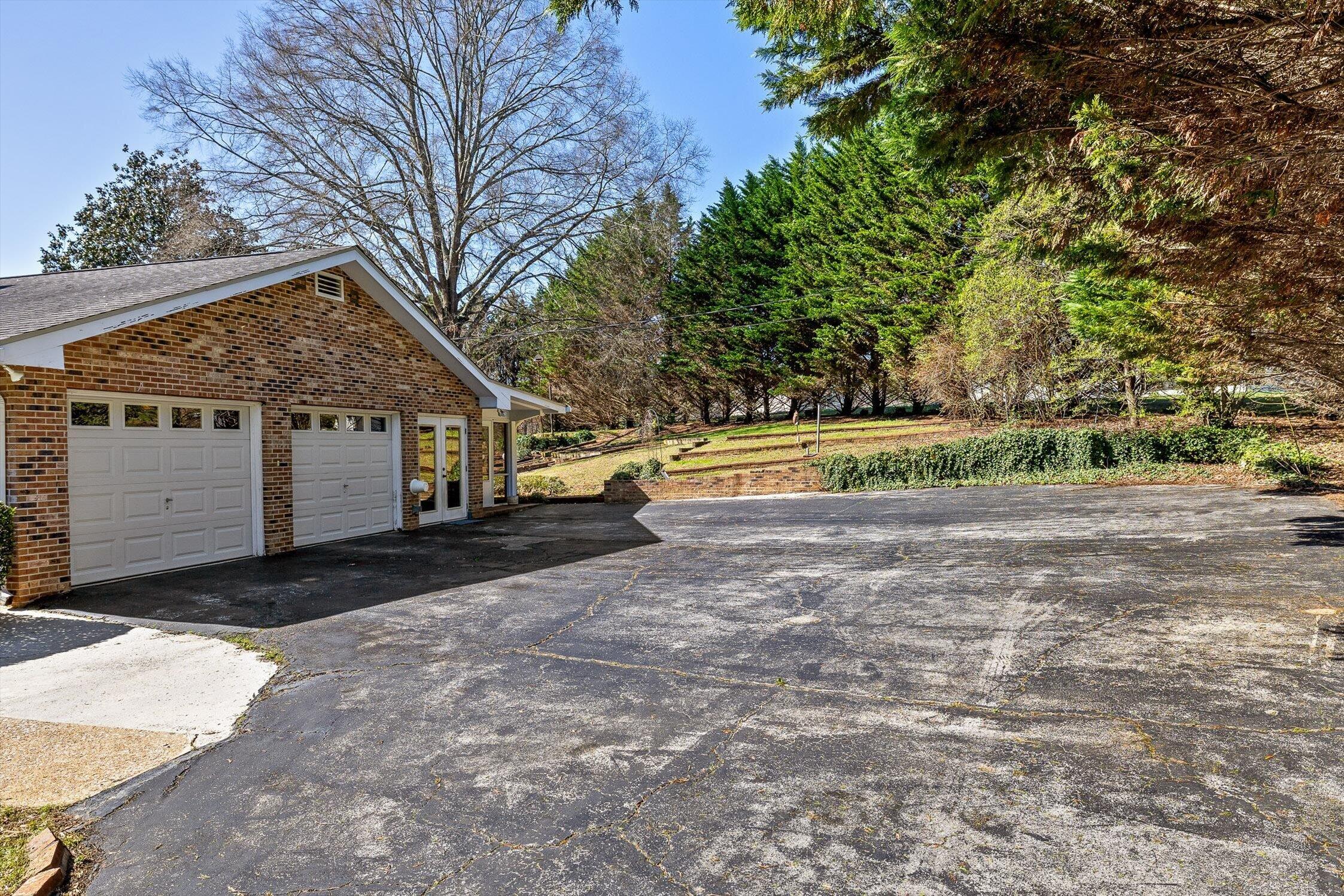 9113 Edgewater Road Chattanooga, TN 37416 - Photo 27 of 54 74-Edgewater-74