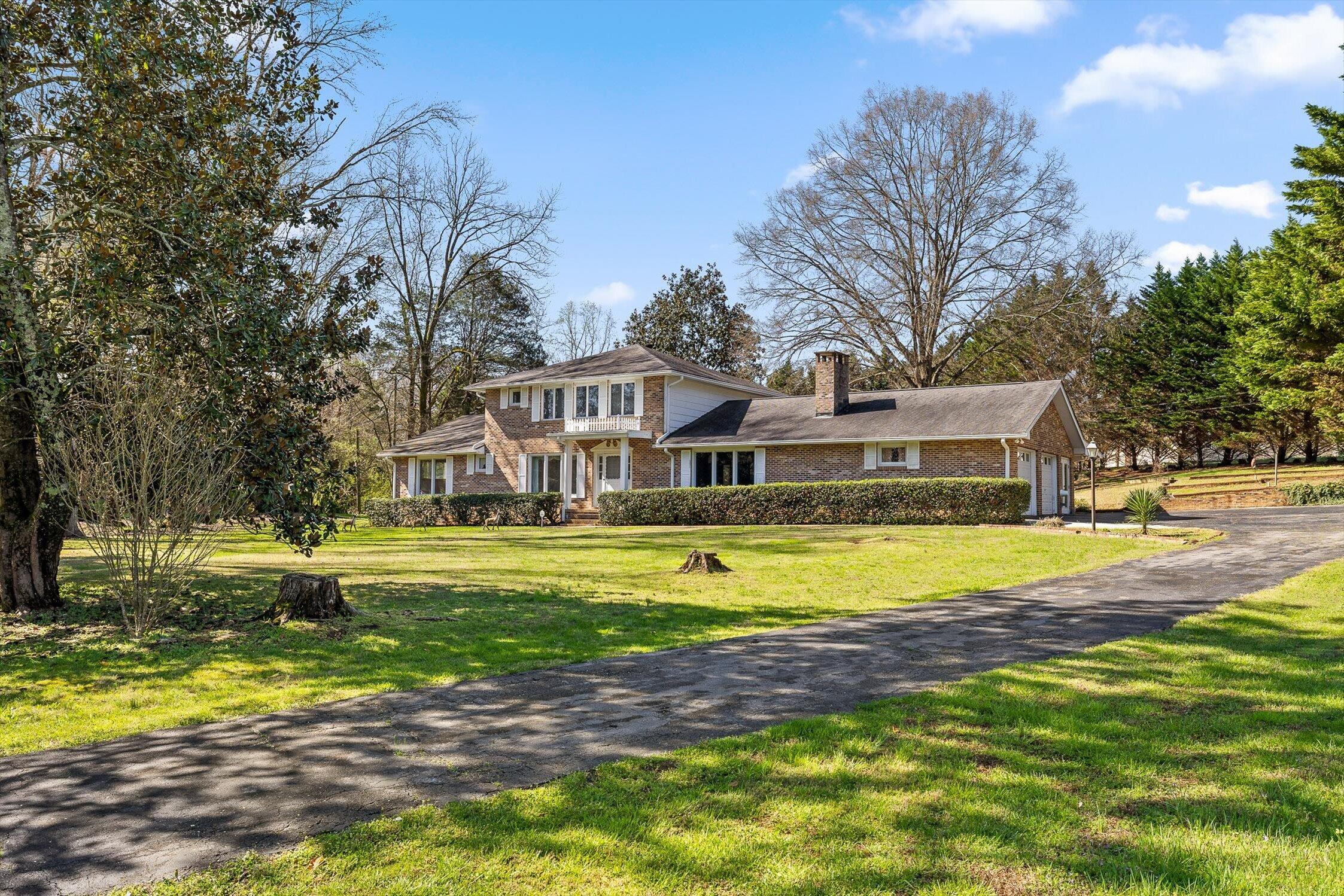 9113 Edgewater Road Chattanooga, TN 37416 - Photo 3 of 54 03-Edgewater-3