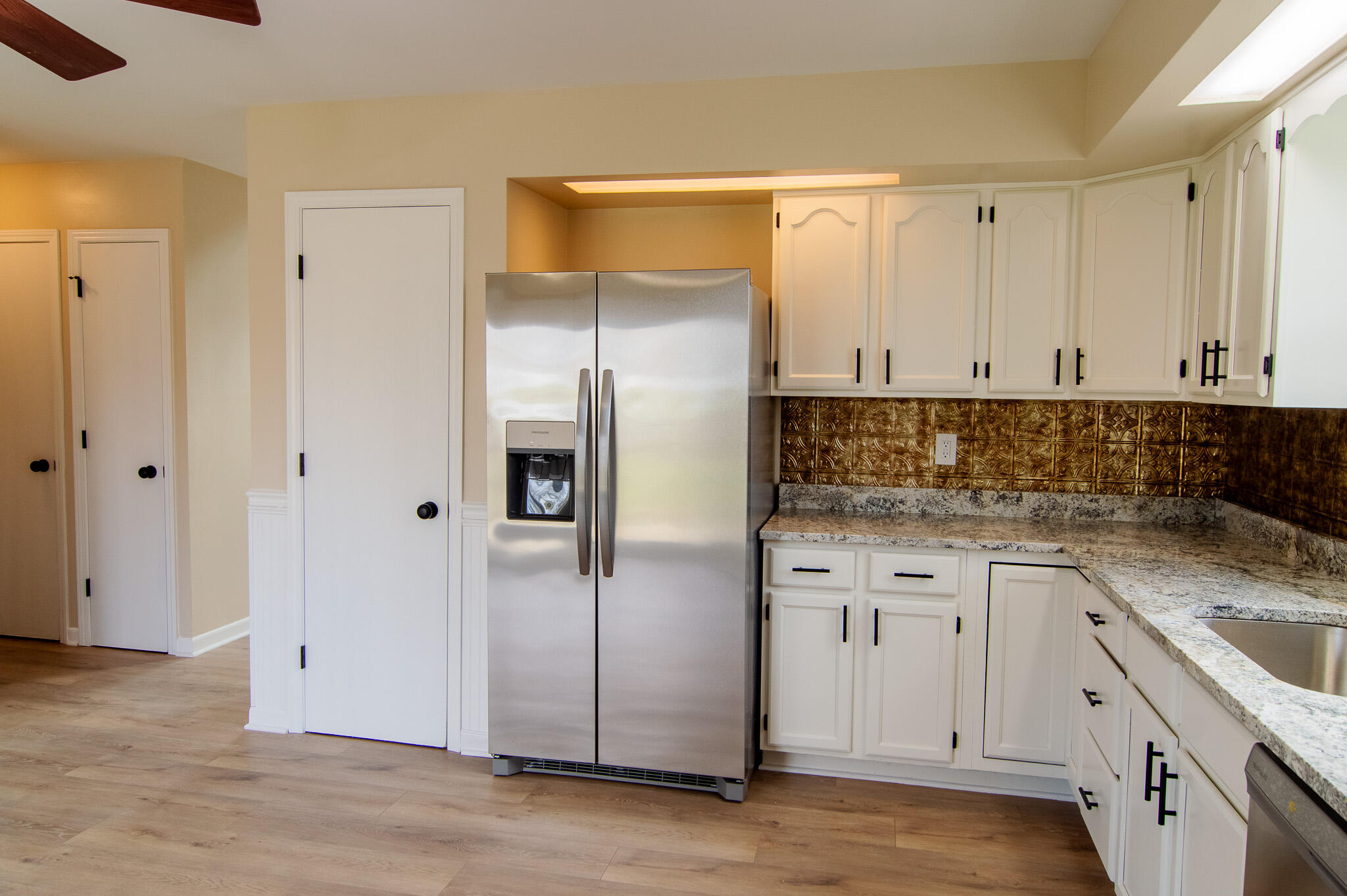 1900 Loganberry Lane Crown Point, IN 46307 - Photo 9 of 30 2048x1362