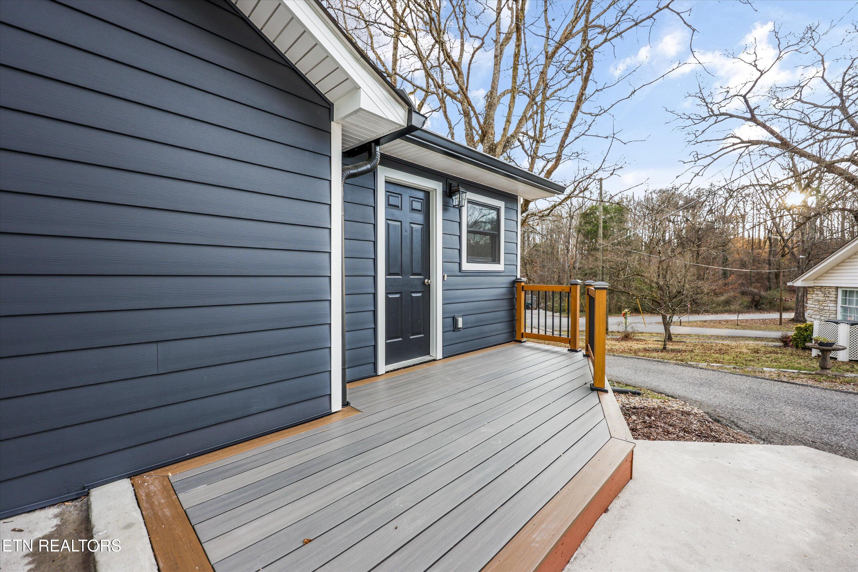 132 Pine Road Norris, TN 37828 - Photo 17 of 40 Back deck just outside the mudroom