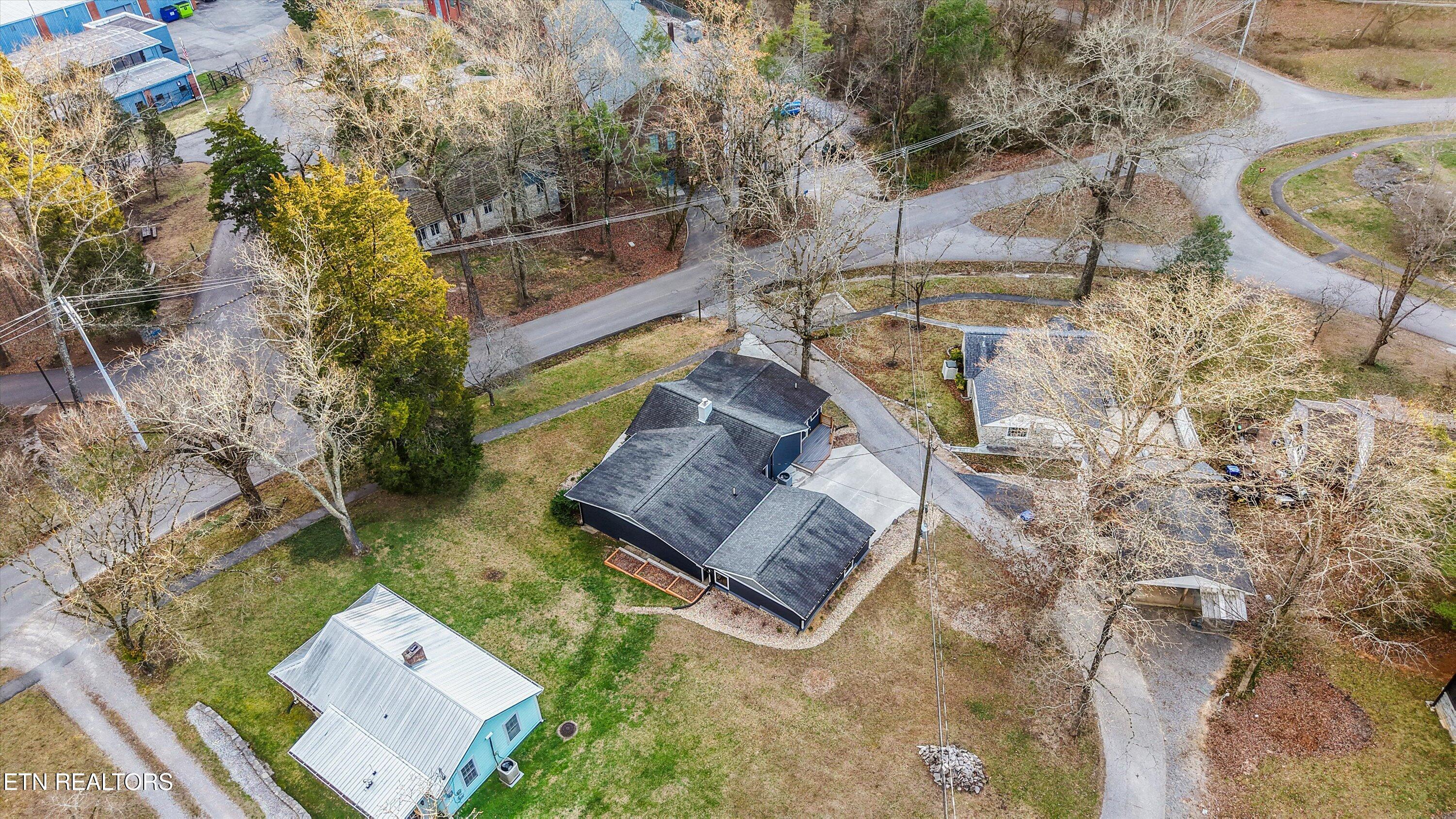 132 Pine Road Norris, TN 37828 - Photo 37 of 40 Quaint & Peaceful Setting