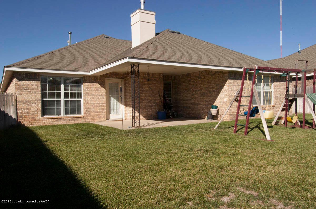 5237 Royce Drive Amarillo, TX 79110 - Photo 25 of 27 YARD VIEW 3