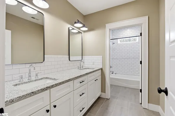 $1,128,000 | 230 Horseshoe Road, Honea Path, SC 29654