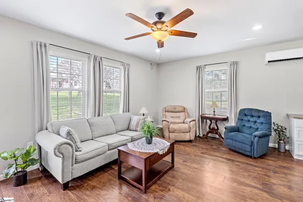 $1,128,000 | 230 Horseshoe Road, Honea Path, SC 29654