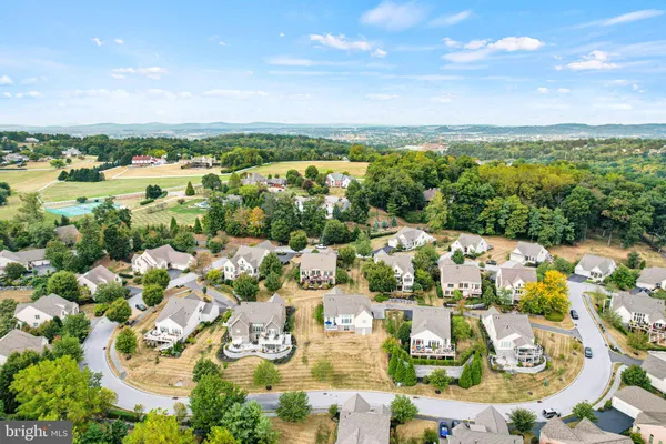 $599,000 | 102 Maribel Lane, Unit 15B, York, PA 17403
