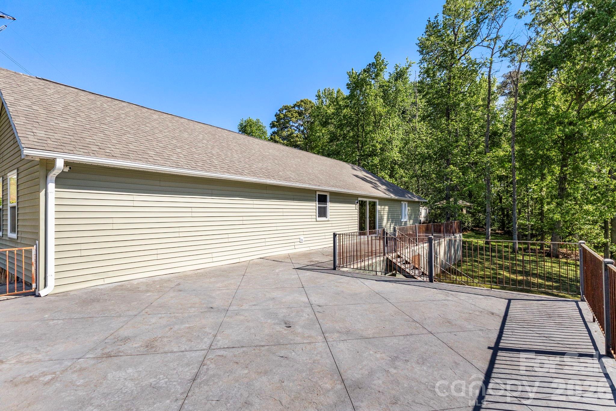 6691 Love Point Road Denver, NC 28037 - Photo 33 of 42