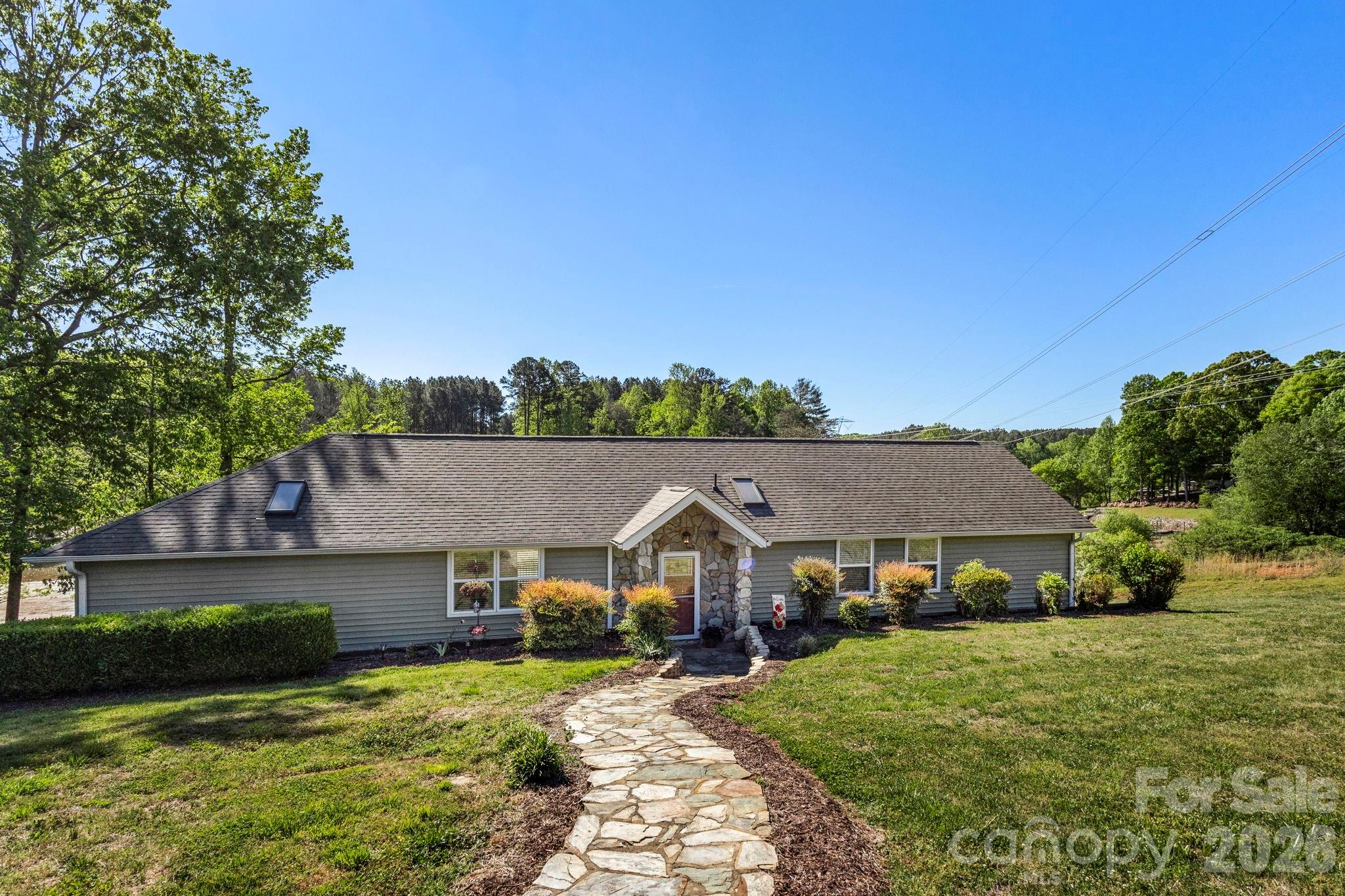 6691 Love Point Road Denver, NC 28037 - Photo 4 of 42