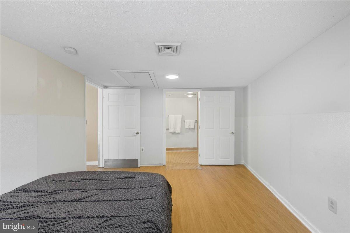 619 Aspen Lane Edgewood, MD 21040 - Photo 15 of 35 a bedroom with a bed and a window