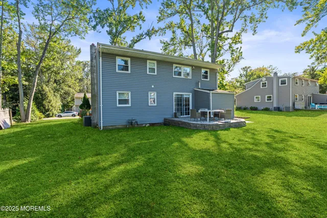 $2,700 | 437 Redmond Avenue, Oakhurst, NJ 07755