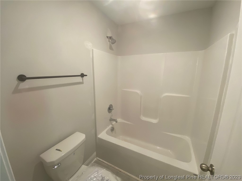 6847 Running Fox Road Hope Mills, NC 28348 - Photo 24 of 29 Gallery Image 24