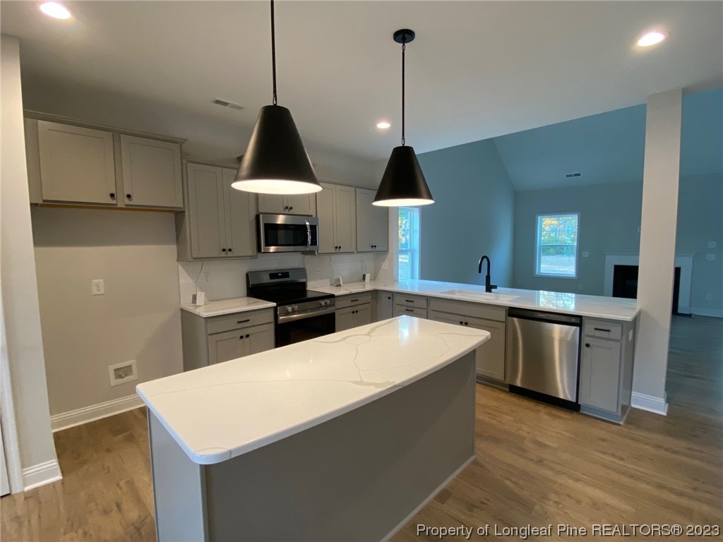 6847 Running Fox Road Hope Mills, NC 28348 - Photo 5 of 29 Gallery Image 5