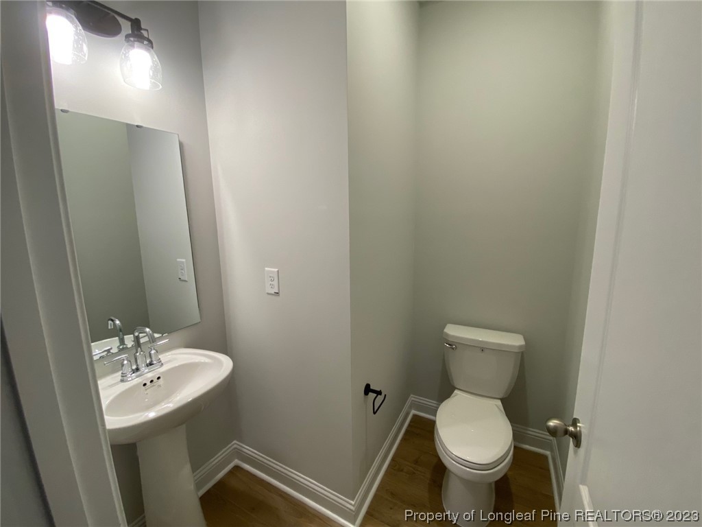 6847 Running Fox Road Hope Mills, NC 28348 - Photo 10 of 29 Gallery Image 10