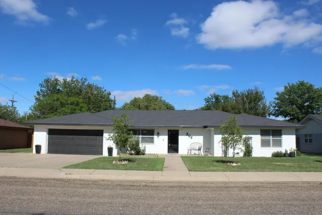 front view of house with a yard