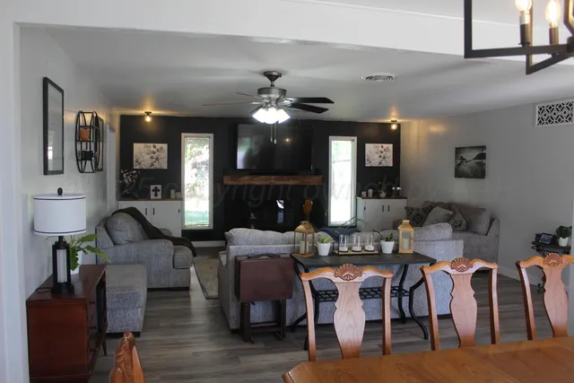 $265,000 | 306 Douglas Street, Hereford, TX 79045