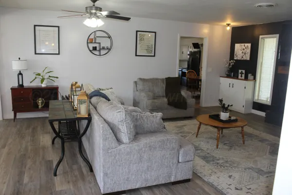 $250,000 | 306 Douglas Street, Hereford, TX 79045