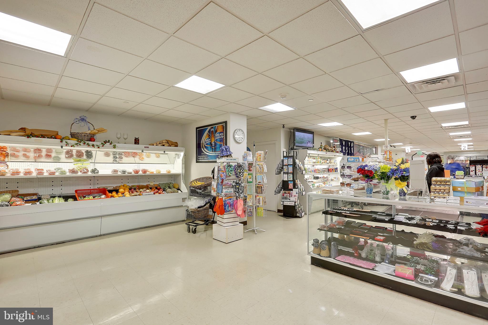 5225 Pooks Hill Road, Unit 221S Bethesda, MD 20814 - Photo 26 of 35 Gallery Image 26