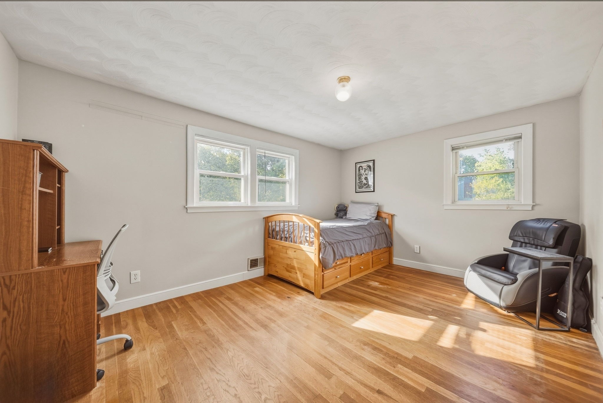 12 Dean Road Wayland, MA 01778 - Photo 15 of 20 Gallery Image 15