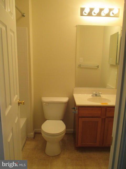 9742 Selfridge Road Baltimore, MD 21220 - Photo 12 of 14 Bath