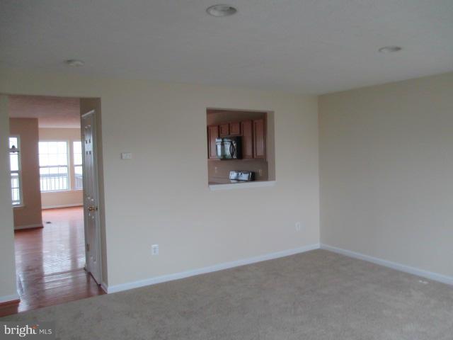 9742 Selfridge Road Baltimore, MD 21220 - Photo 6 of 14 Family Room