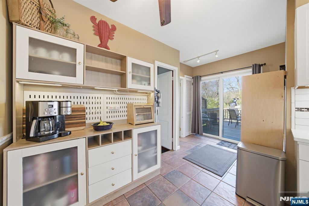 63 Franklin Road Denville, NJ 07834 - Photo 19 of 47