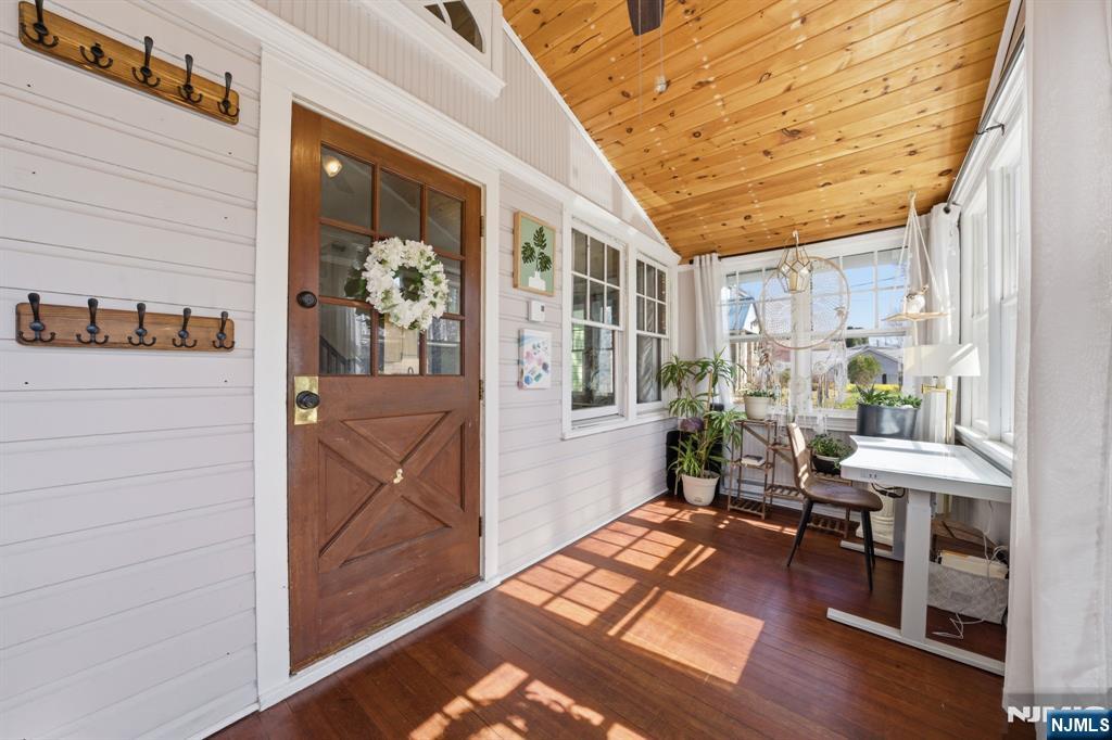 63 Franklin Road Denville, NJ 07834 - Photo 5 of 47