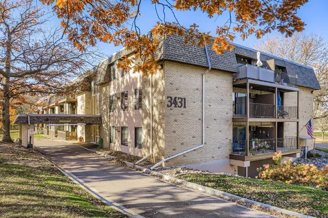 $94,900 | 3431 Kent Street, Unit 813, Shoreview, MN 55126