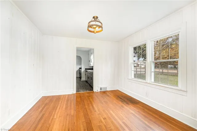 $272,500 | 1924 Old Hollow Road, Walkertown, NC 27051