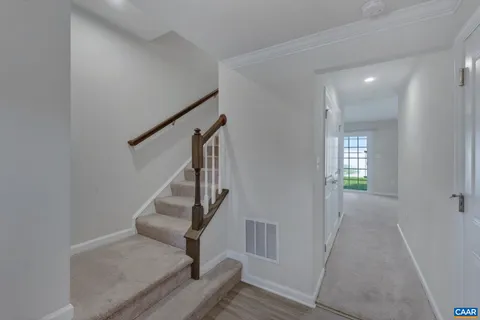 $325,000 | 93 Virginia Avenue, Palmyra, VA 22963