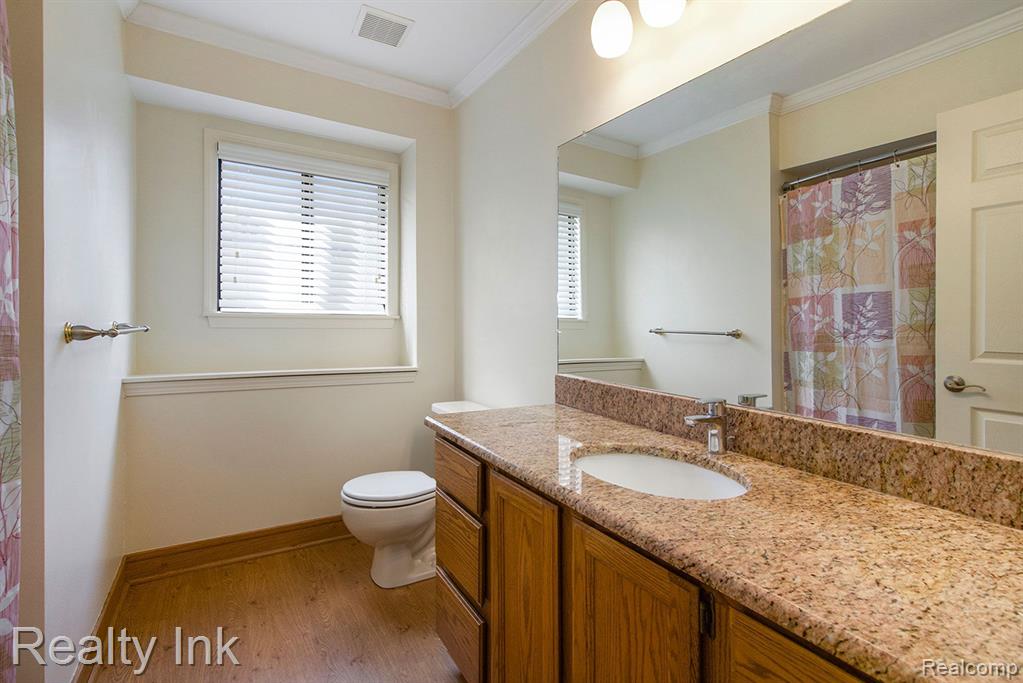 11841 Sycamore Road, Unit 37 Plymouth, MI 48170 - Photo 10 of 16