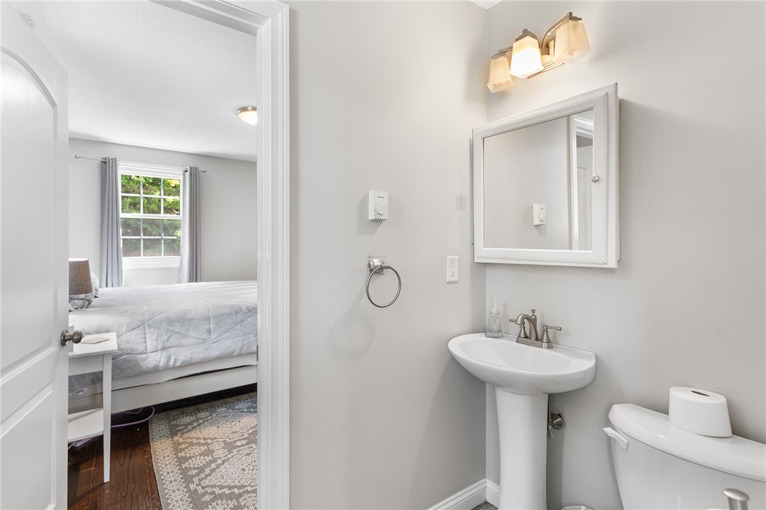 25 Old Pine Road Narragansett, RI 02882 - Photo 12 of 29