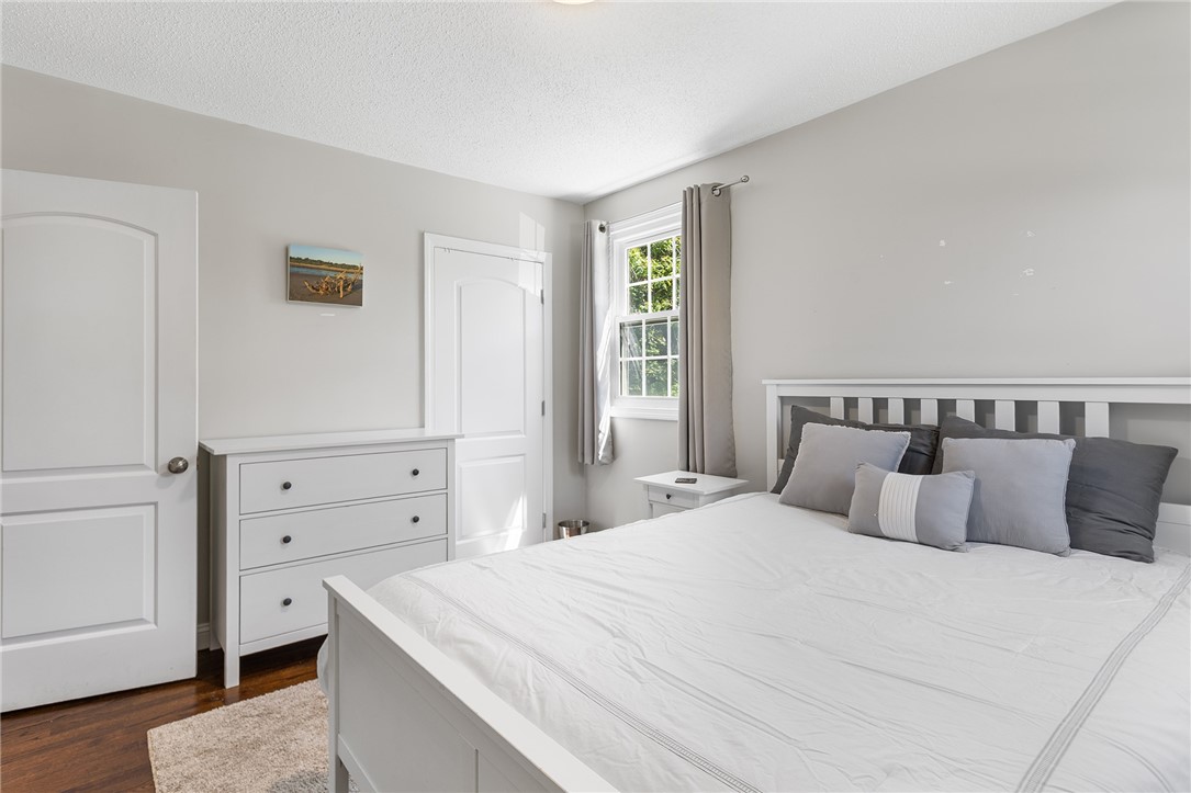 25 Old Pine Road Narragansett, RI 02882 - Photo 17 of 29