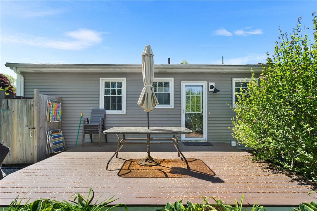25 Old Pine Road Narragansett, RI 02882 - Photo 20 of 29