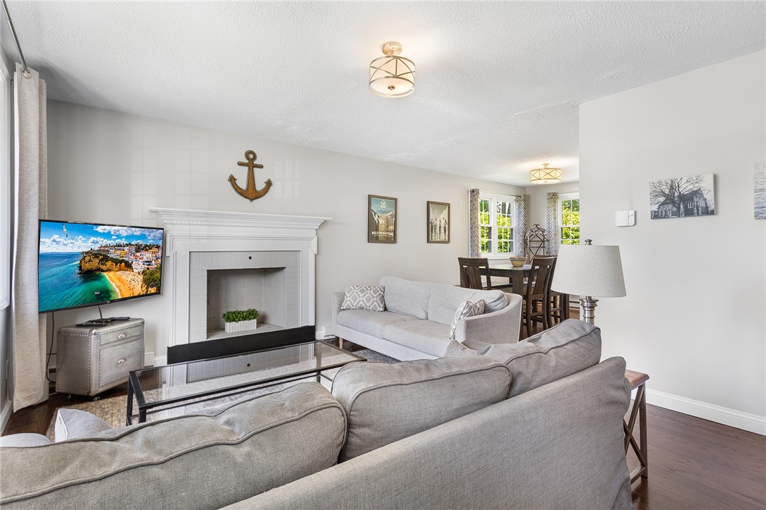 25 Old Pine Road Narragansett, RI 02882 - Photo 4 of 29