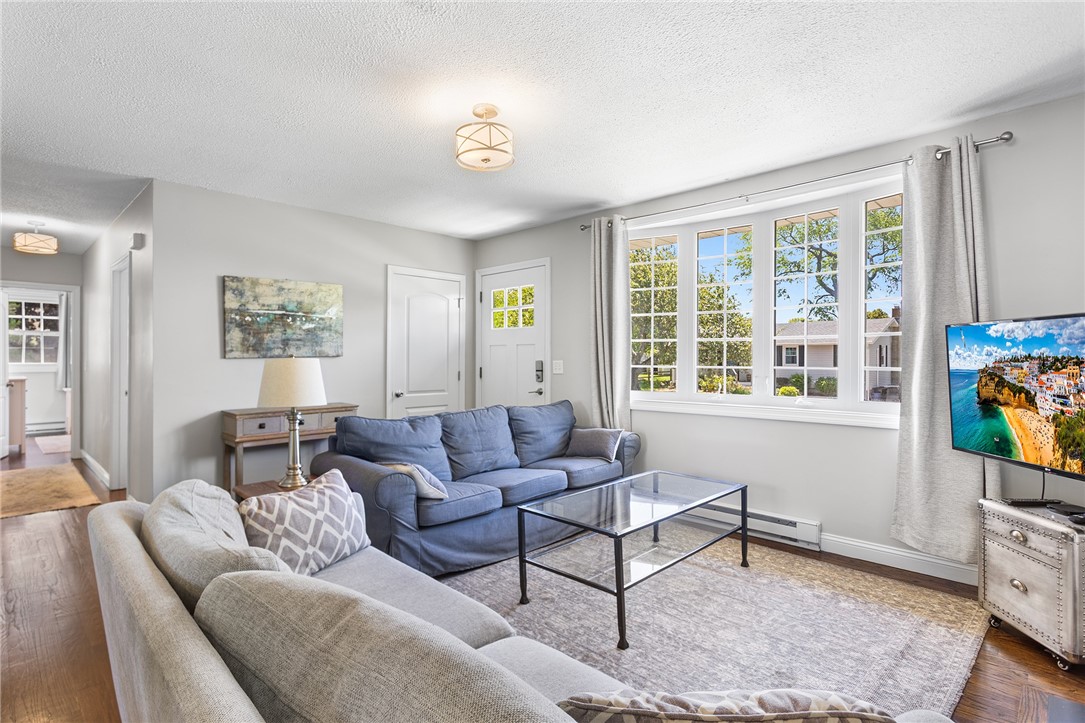 25 Old Pine Road Narragansett, RI 02882 - Photo 6 of 29