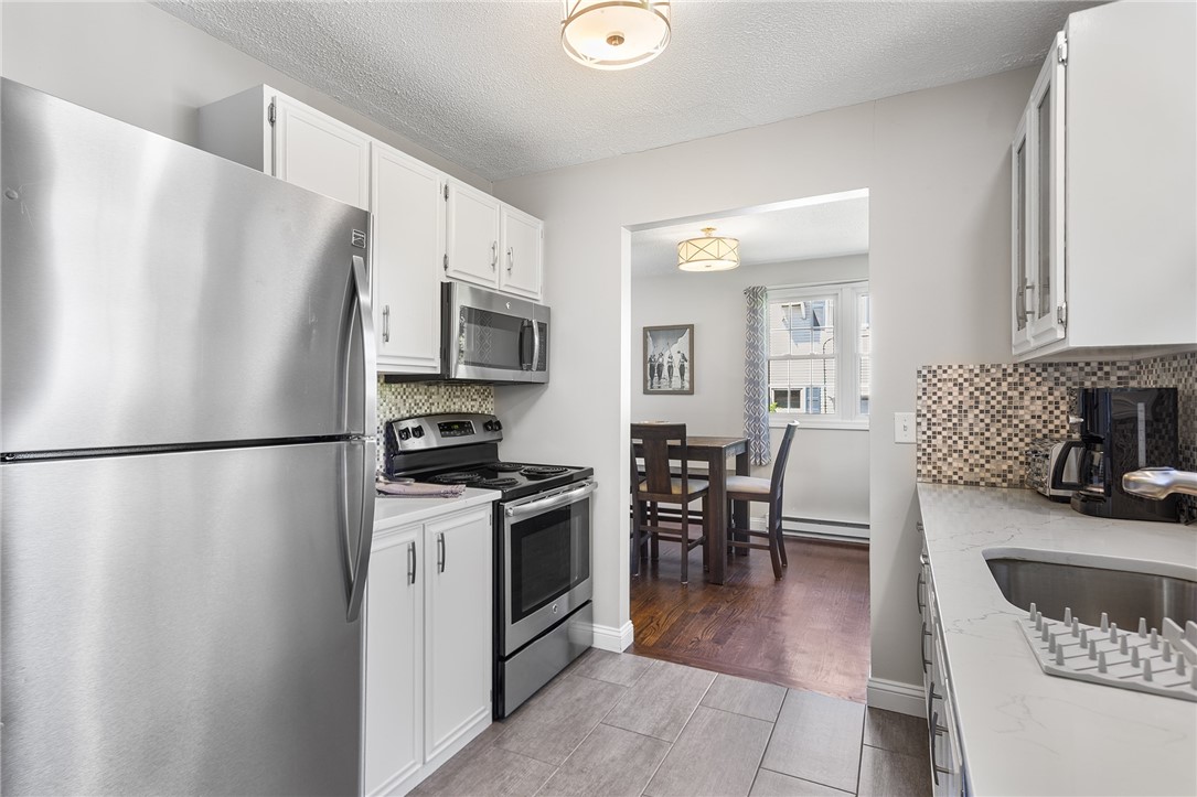 25 Old Pine Road Narragansett, RI 02882 - Photo 10 of 29
