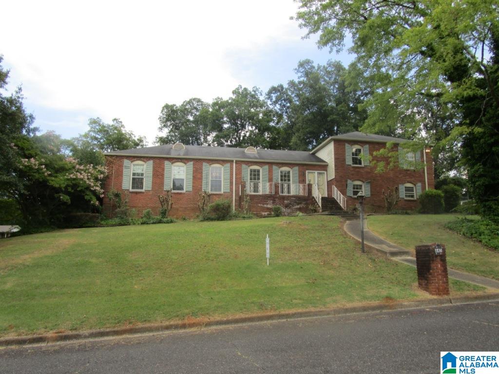 845 Rockingham Road Birmingham, AL 35235 - Photo 1 of 34
